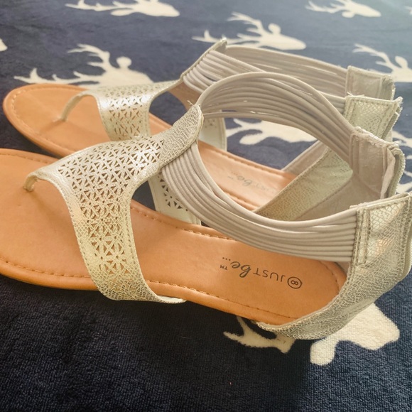 Sandals - Picture 2 of 4